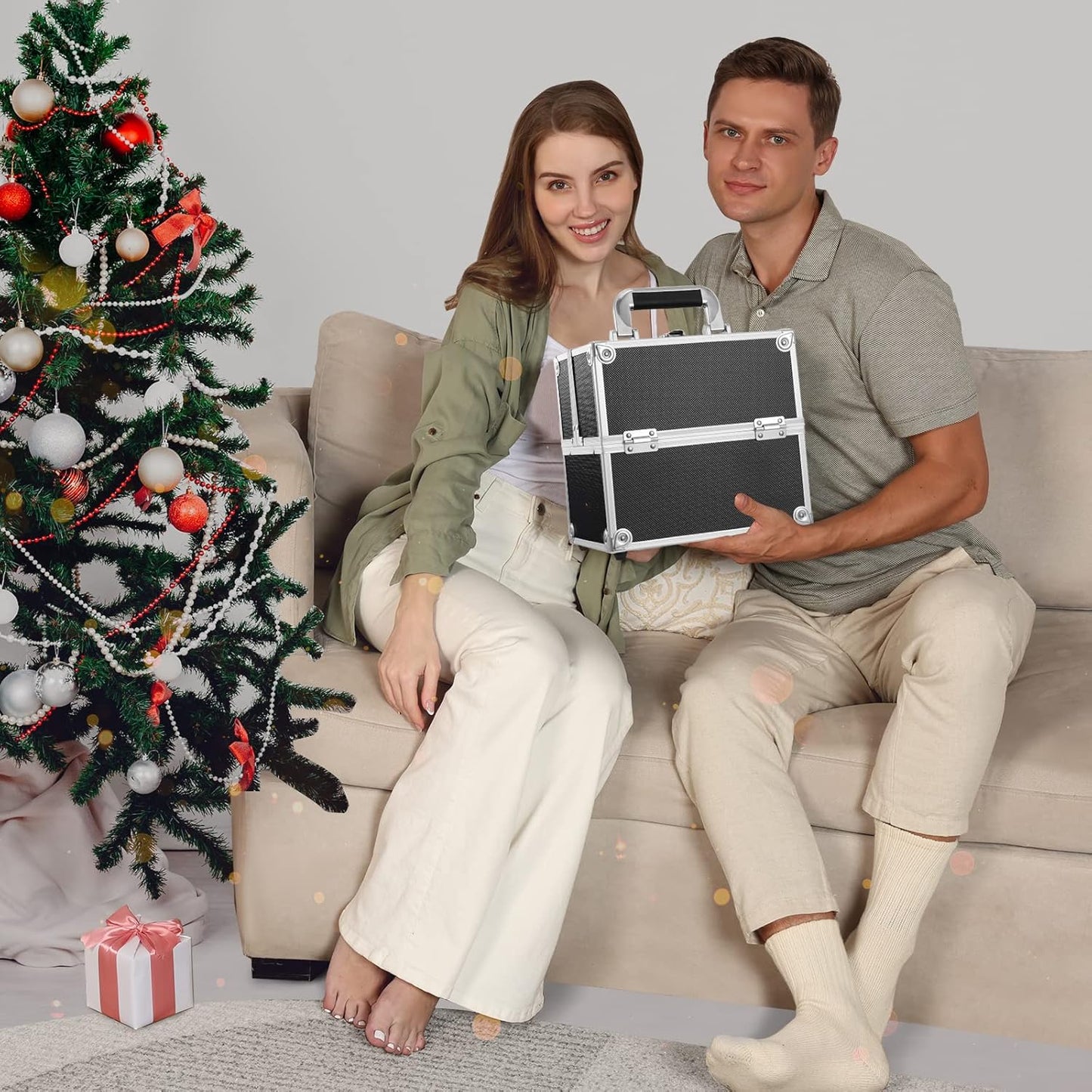 Makeup Train Case Cosmetic Organizer Case Professional Makeup Storage Box 4 Trays with Divider Lockable Travel Case Portable Travel Makeup Box for Makeup Artist, Carfter, Cosmetics Black